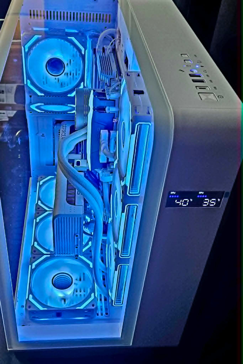FROSTFIRE | Ryzen 5 7600X3D | RTX 5070 | 32GB DDR5 | 2TB NVMe