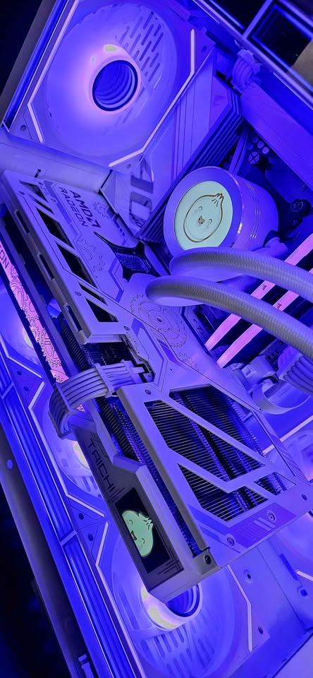 Taichi White 7800X3D Gaming PC