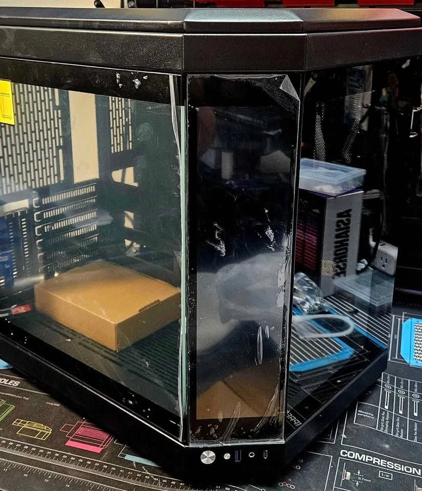PC Case with Front LCD Display — Panoramic Tempered Glass Design