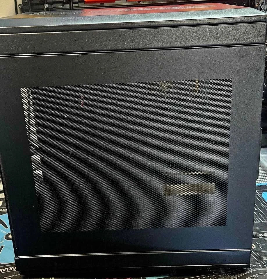 PC Case with Front LCD Display — Panoramic Tempered Glass Design