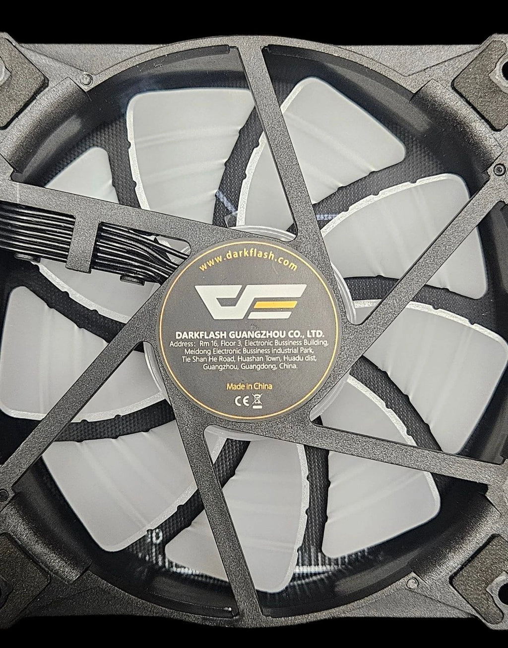 DarkFlash 120mm ARGB PWM Case Fans 3-Pack Black/White FWD Blade AIO Pulls