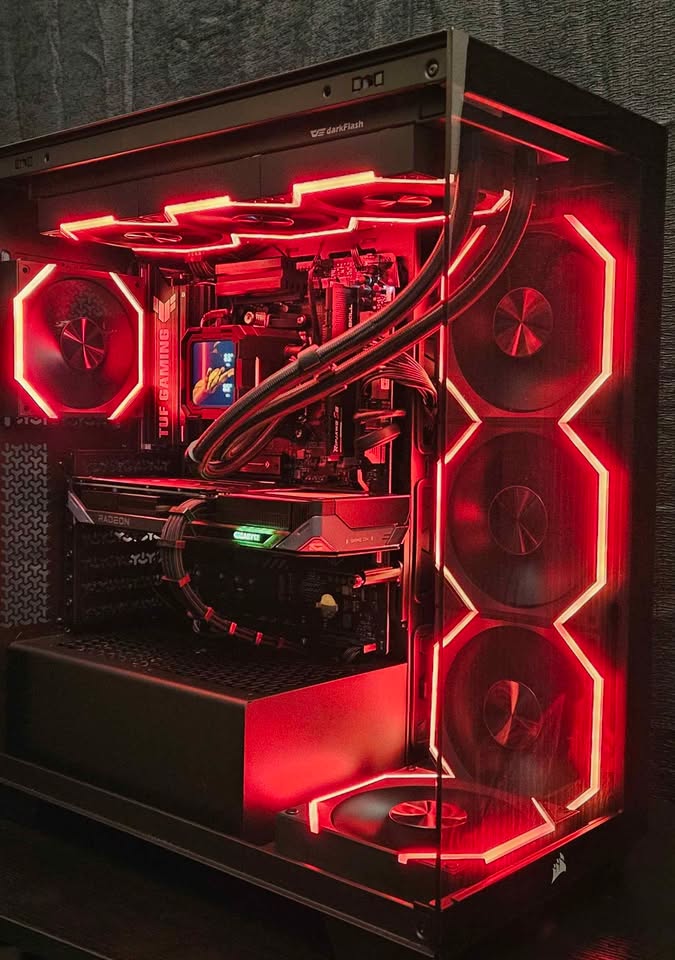 Siraj سِرَاج - The Guiding Light | Ryzen 7500X3D | RX 9060XT 16GB | 32GB DDR5 | LCD AIO Gaming PC