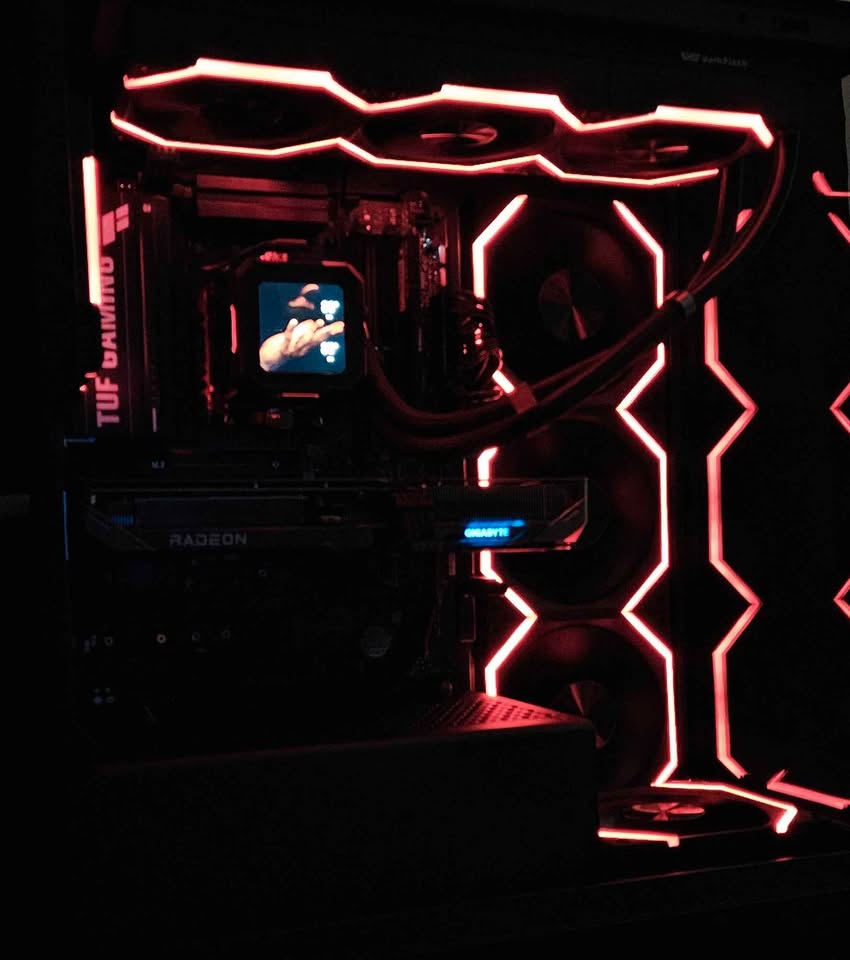 Siraj سِرَاج - The Guiding Light | Ryzen 7500X3D | RX 9060XT 16GB | 32GB DDR5 | LCD AIO Gaming PC